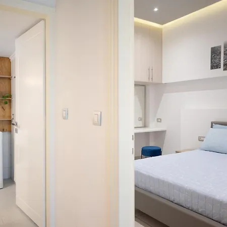 Apartment The Teacher's 2 Minutes Away From The *